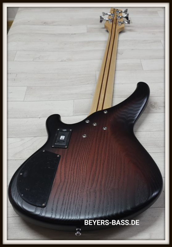 Sandberg Custom 5 Yolanda Charles, Open Pore Brownburst, Signature